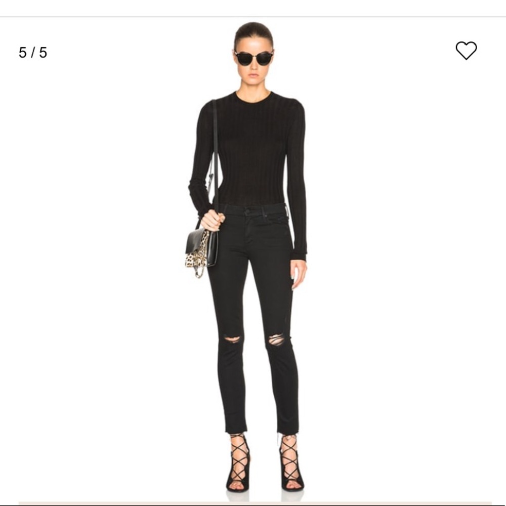 MOTHER Looker Ankle Fray Jeans in Guilty As Sin